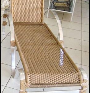 Espreguiçadeira para Piscinas em Fibra Sintética