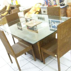 Mesa com Cadeira Safira